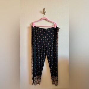 Susan Graver Patterned Pants